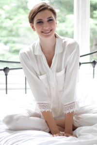 Shea - Jaquard Rose Pure Silk Nightshirt 